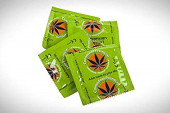 CONDONES SABOR CANNABIS - 5 UNIDADES
